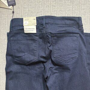 NWT: Dark Wash Jeans